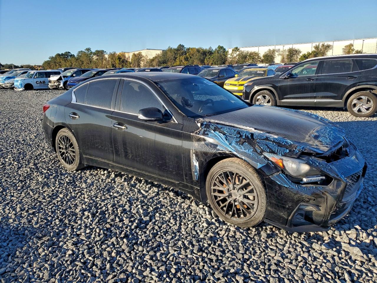 INFINITI Q50 Luxe