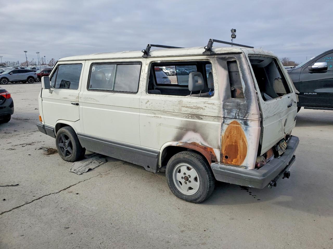 Volkswagen Minivan Bus