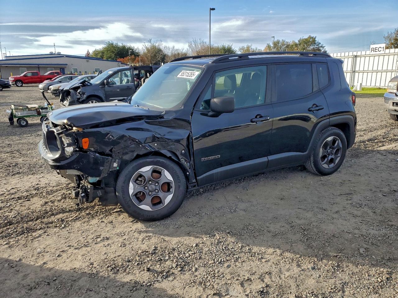 Salvage Jeep Renegade Image