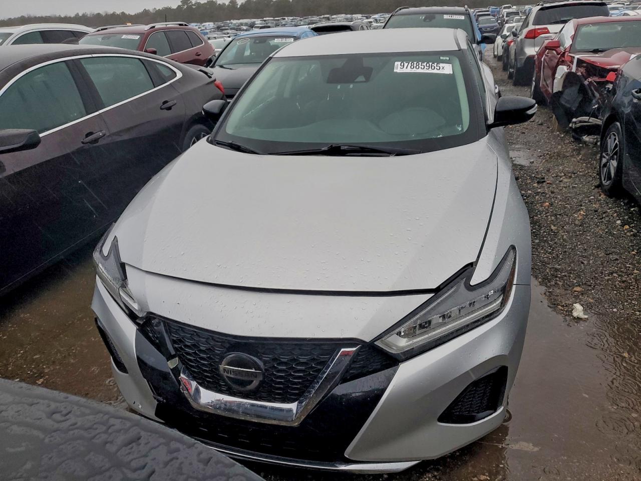 Nissan Maxima Sv