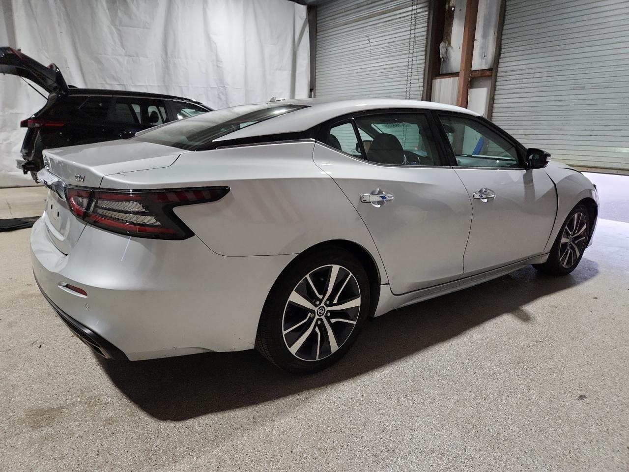 Nissan Maxima Sv