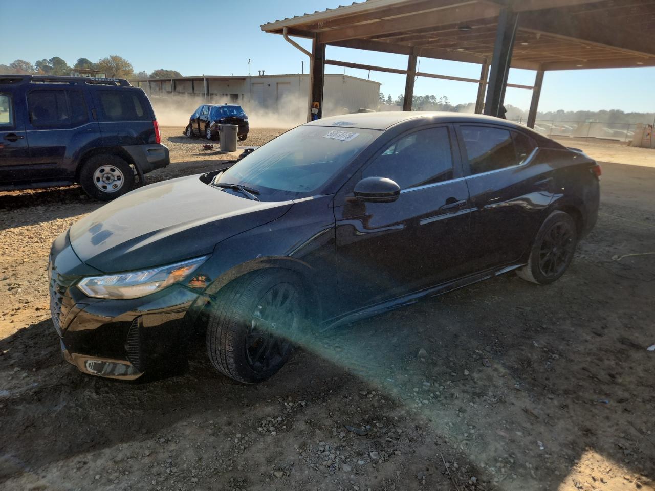 Salvage Nissan Sentra Image