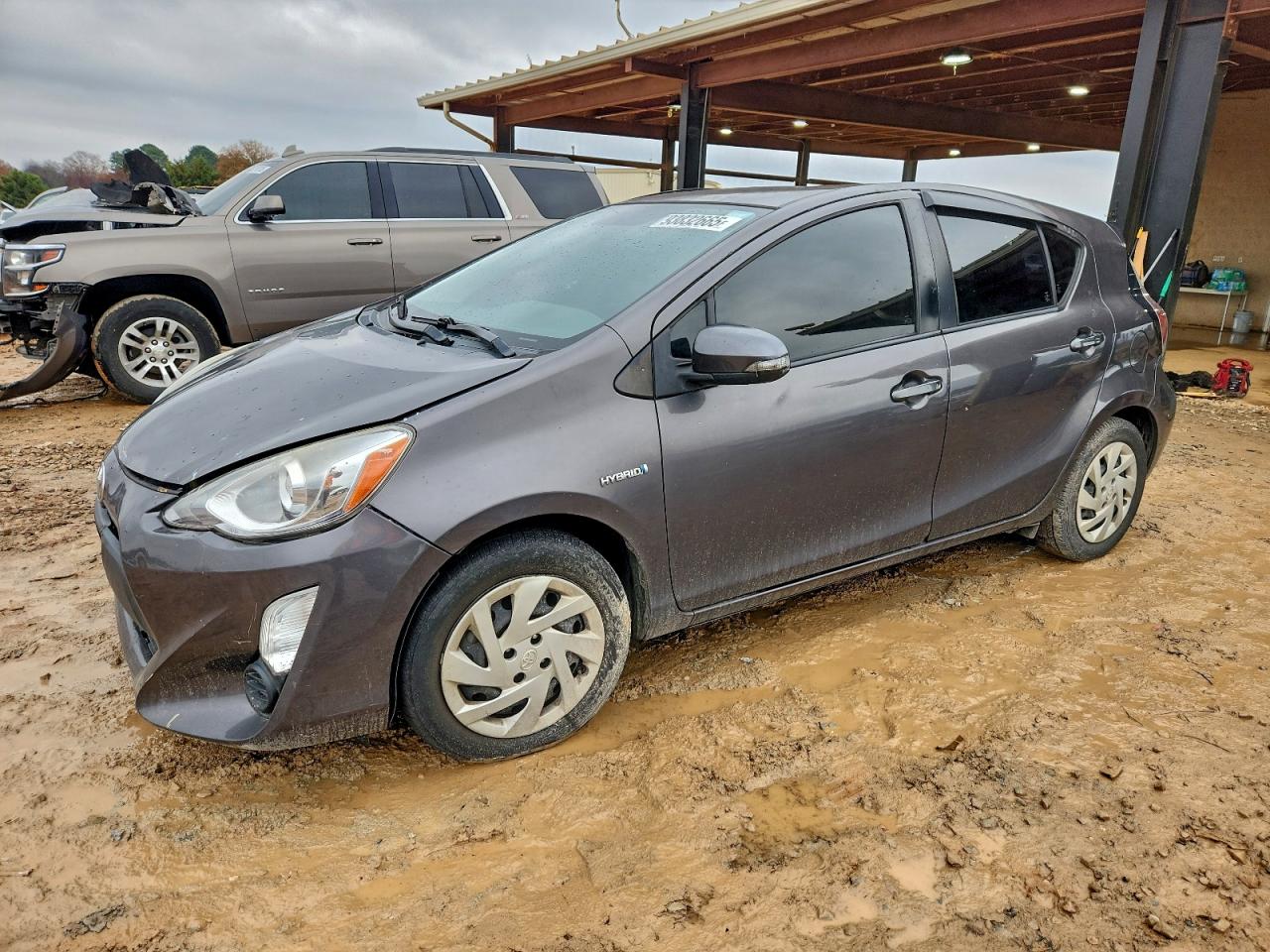 Salvage Toyota Prius Image