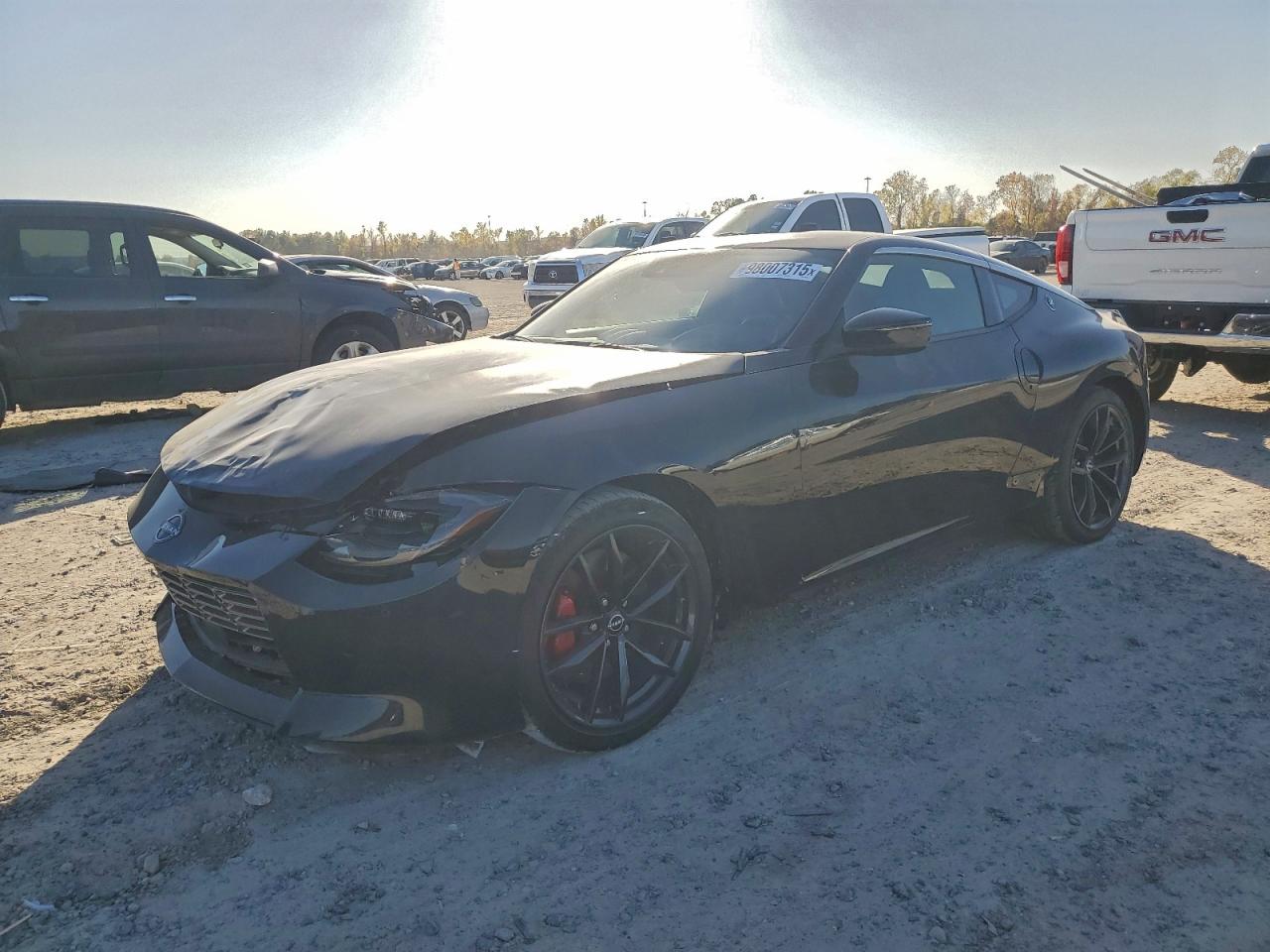Salvage Nissan Z Performa Image