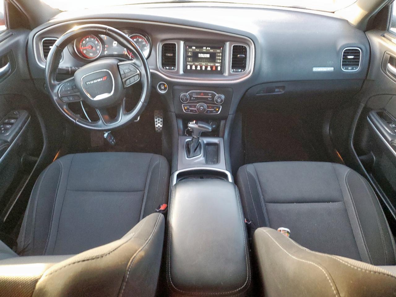 Dodge Charger Sxt