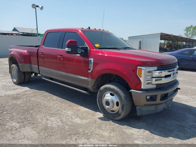 Salvage Ford F-350 Image