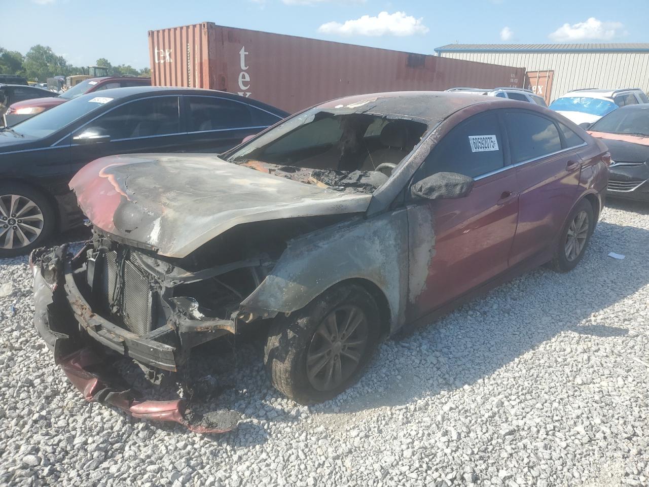 Salvage Hyundai SONATA Image