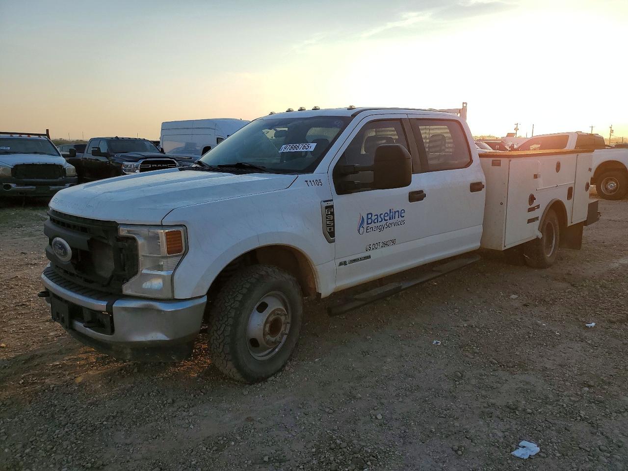 Salvage Ford F-350 Image