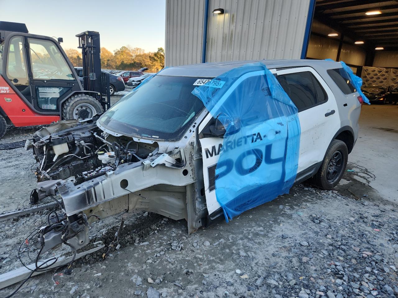 Salvage Ford Explorer Image