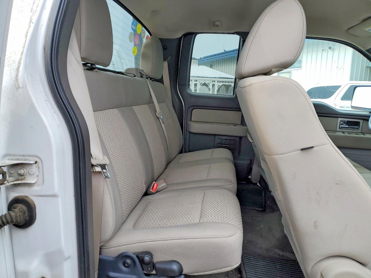 Ford F-150 Super Cab