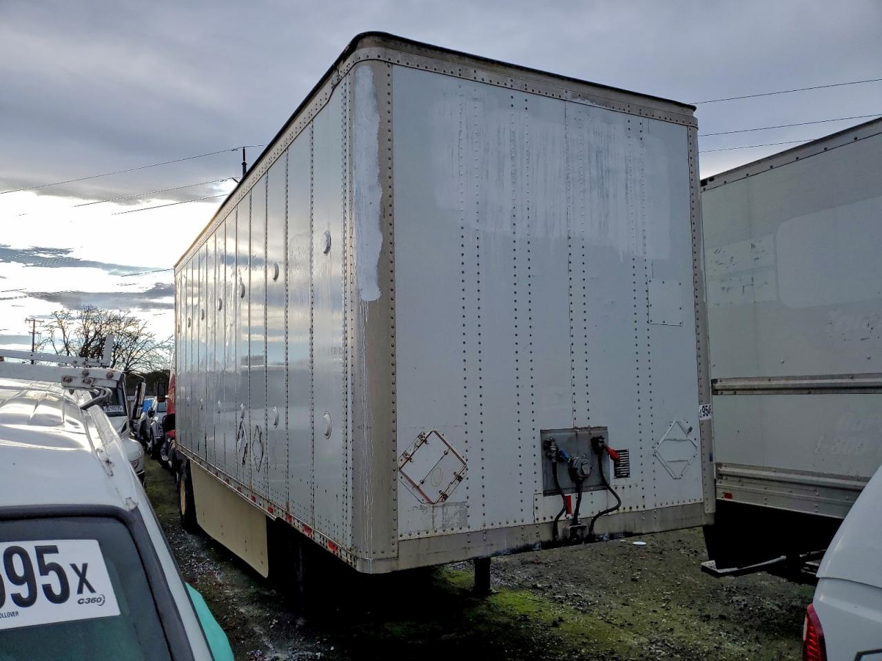 Salvage Wabash Trailer Image