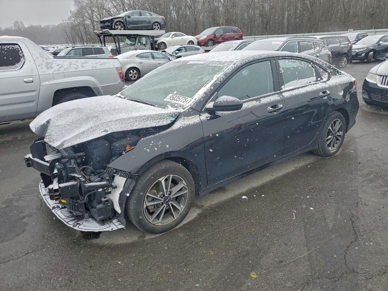 Salvage Kia Forte Image