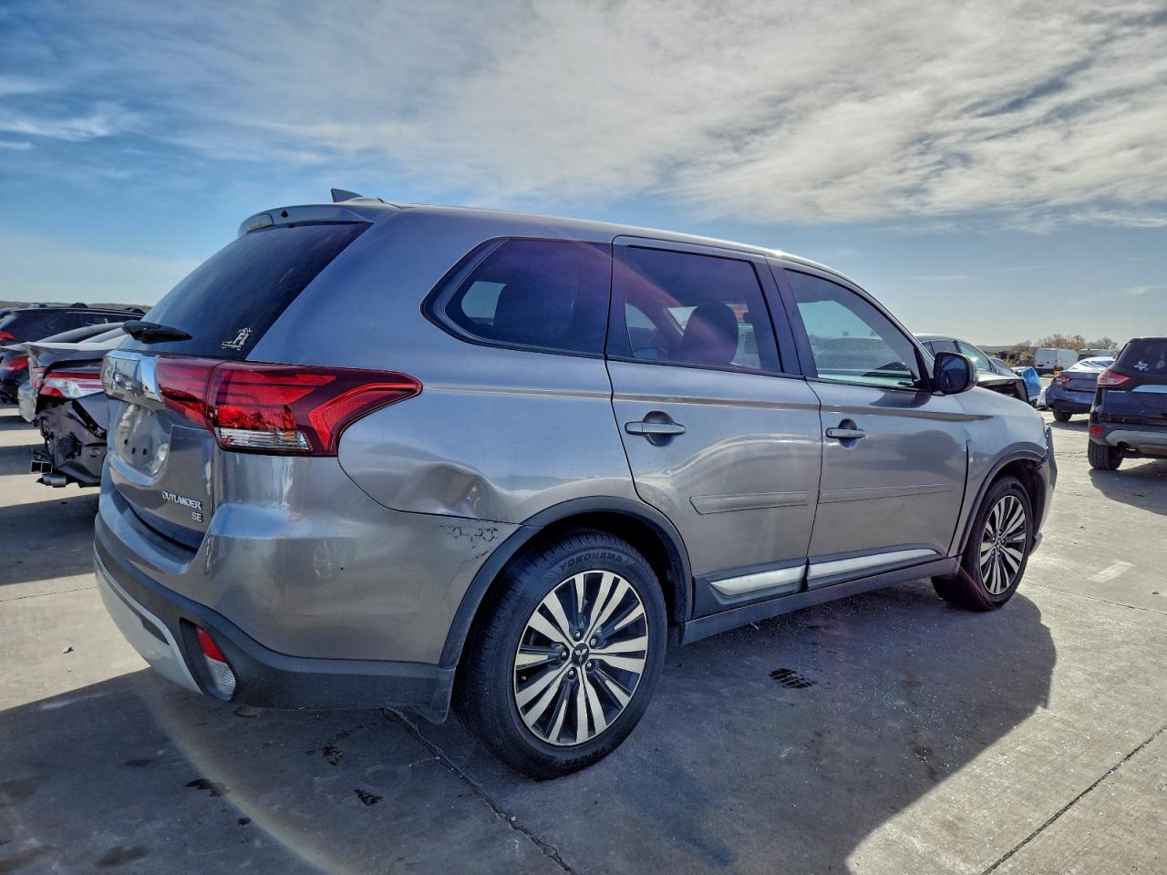 Mitsubishi Outlander Se