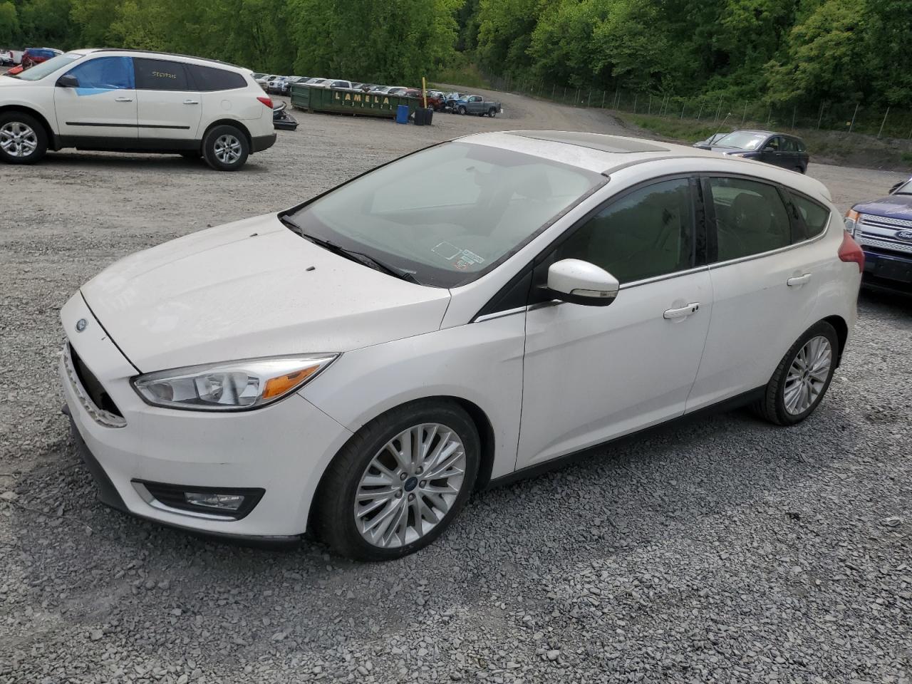 Salvage Ford Focus Image