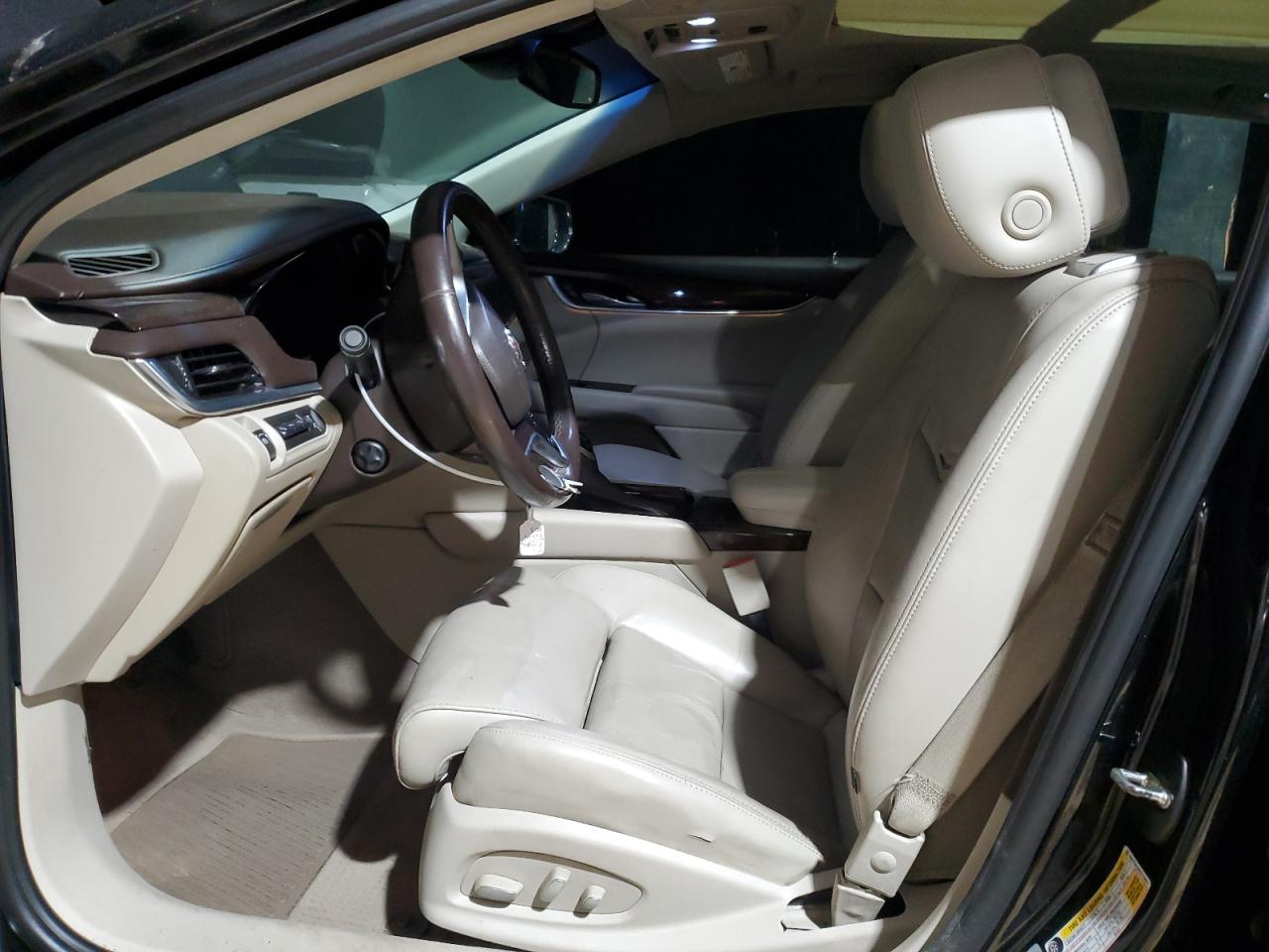 Cadillac XTS Premium Collection