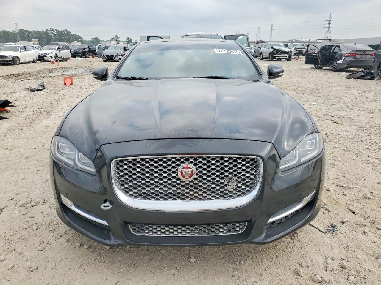 Jaguar XJ Portfolio
