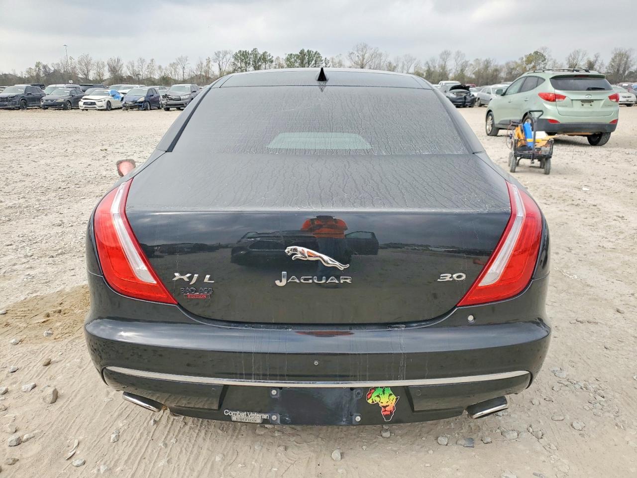 Jaguar XJ Portfolio