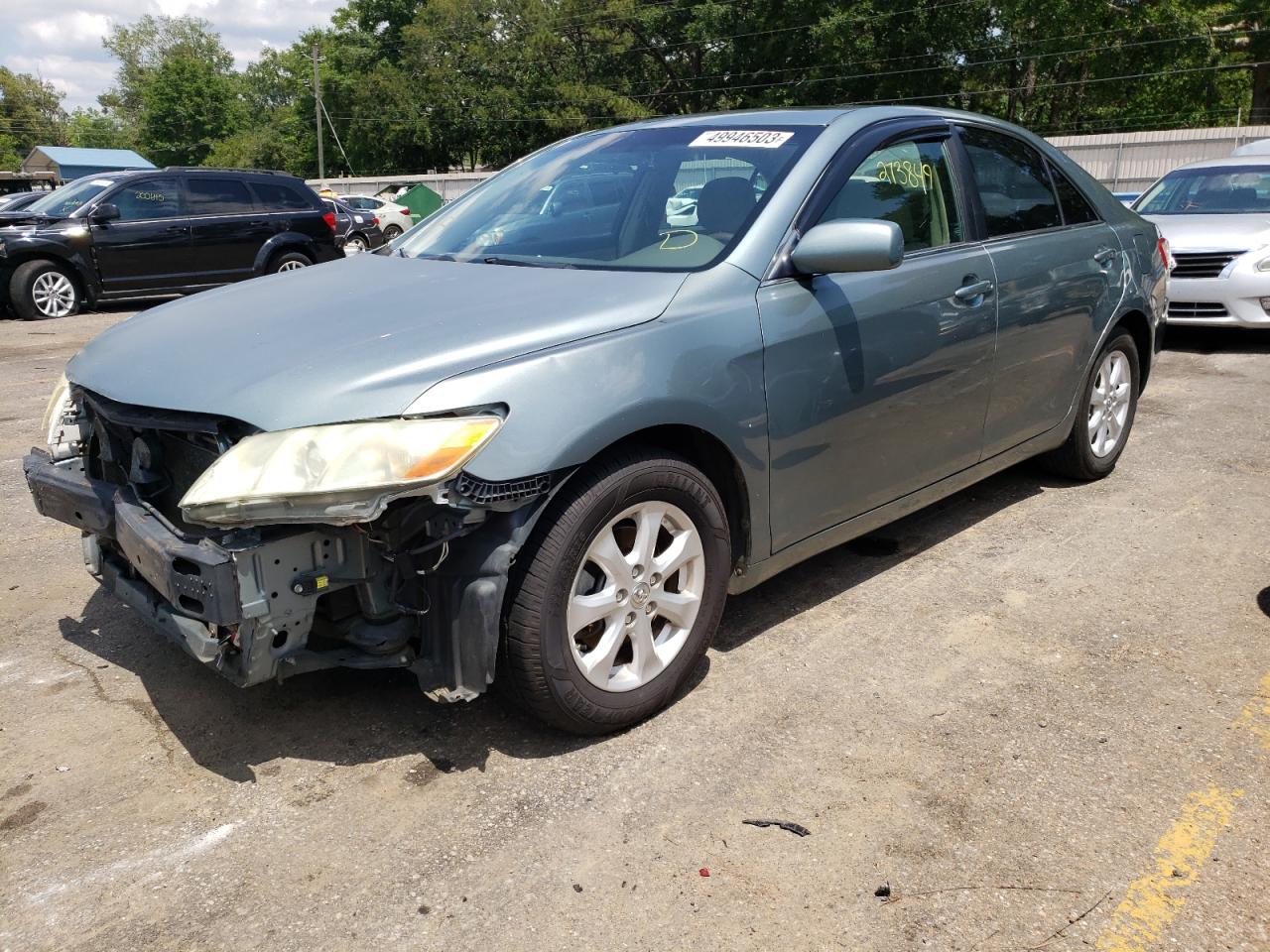 Salvage Toyota Camry Image