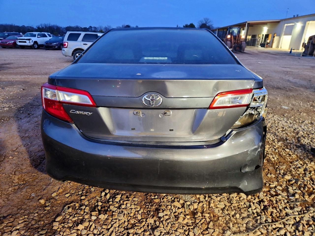 Toyota Camry L