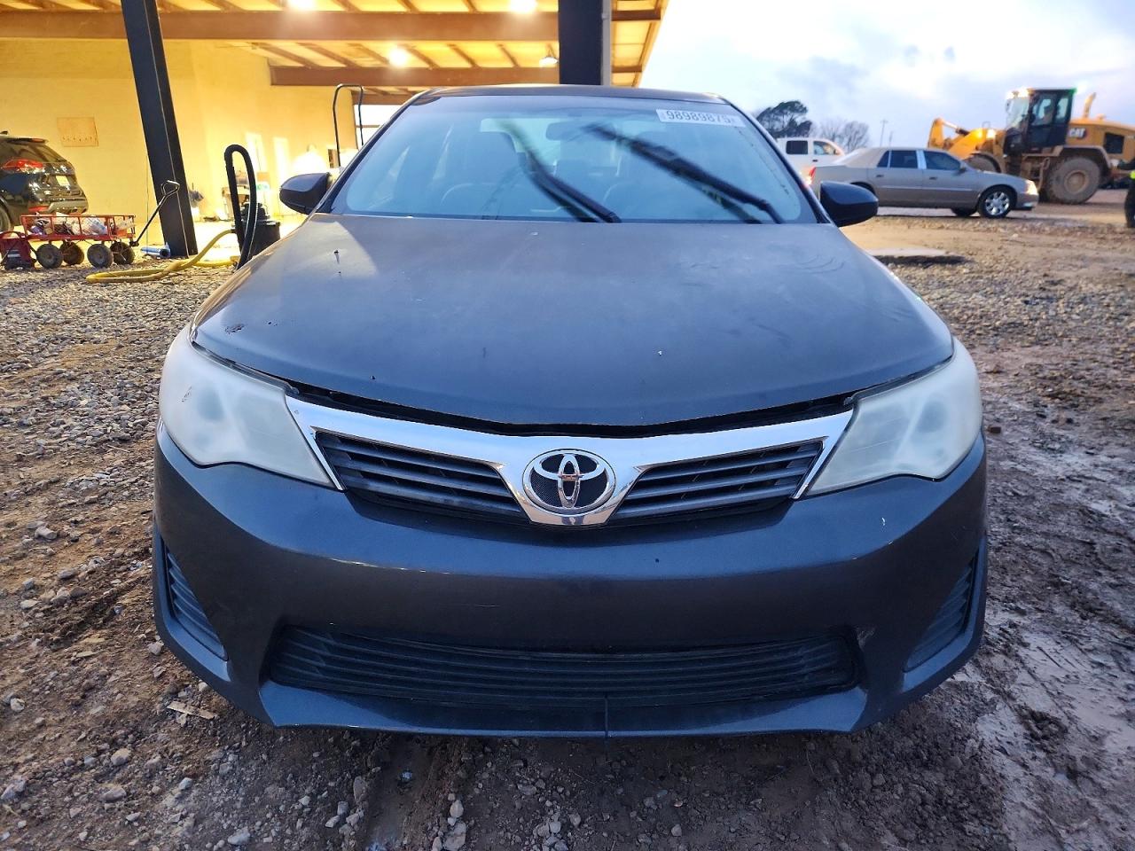 Toyota Camry L