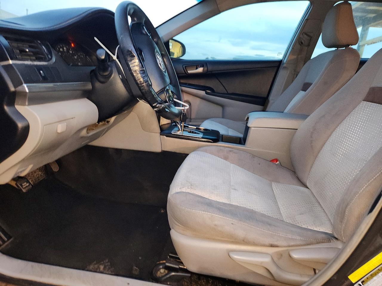Toyota Camry L