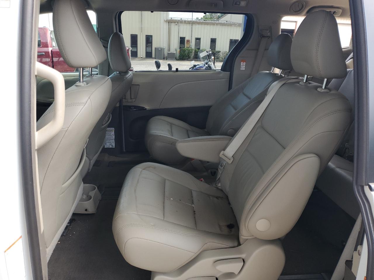 Toyota Sienna Xle