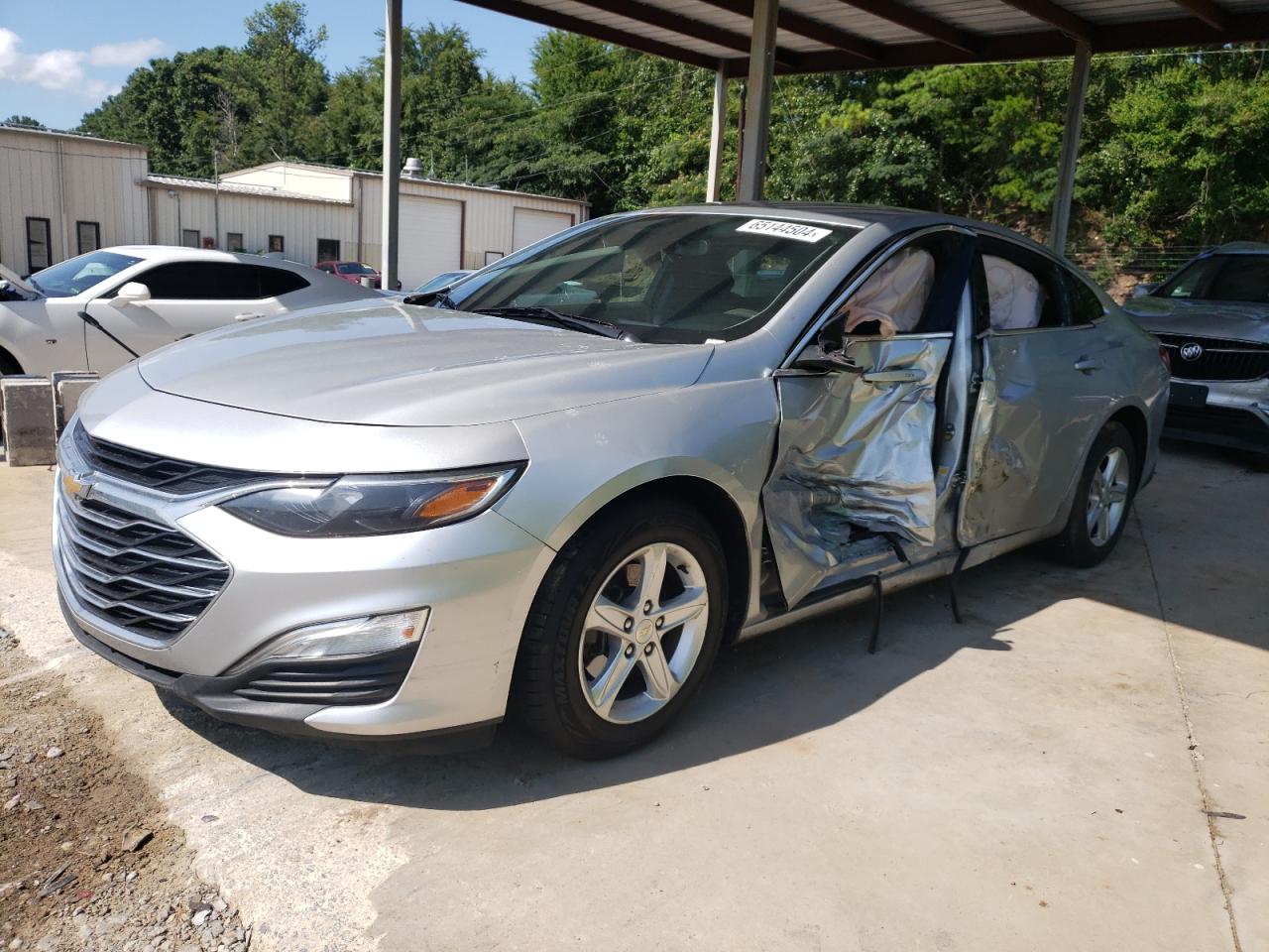 Salvage Chevrolet Malibu Image