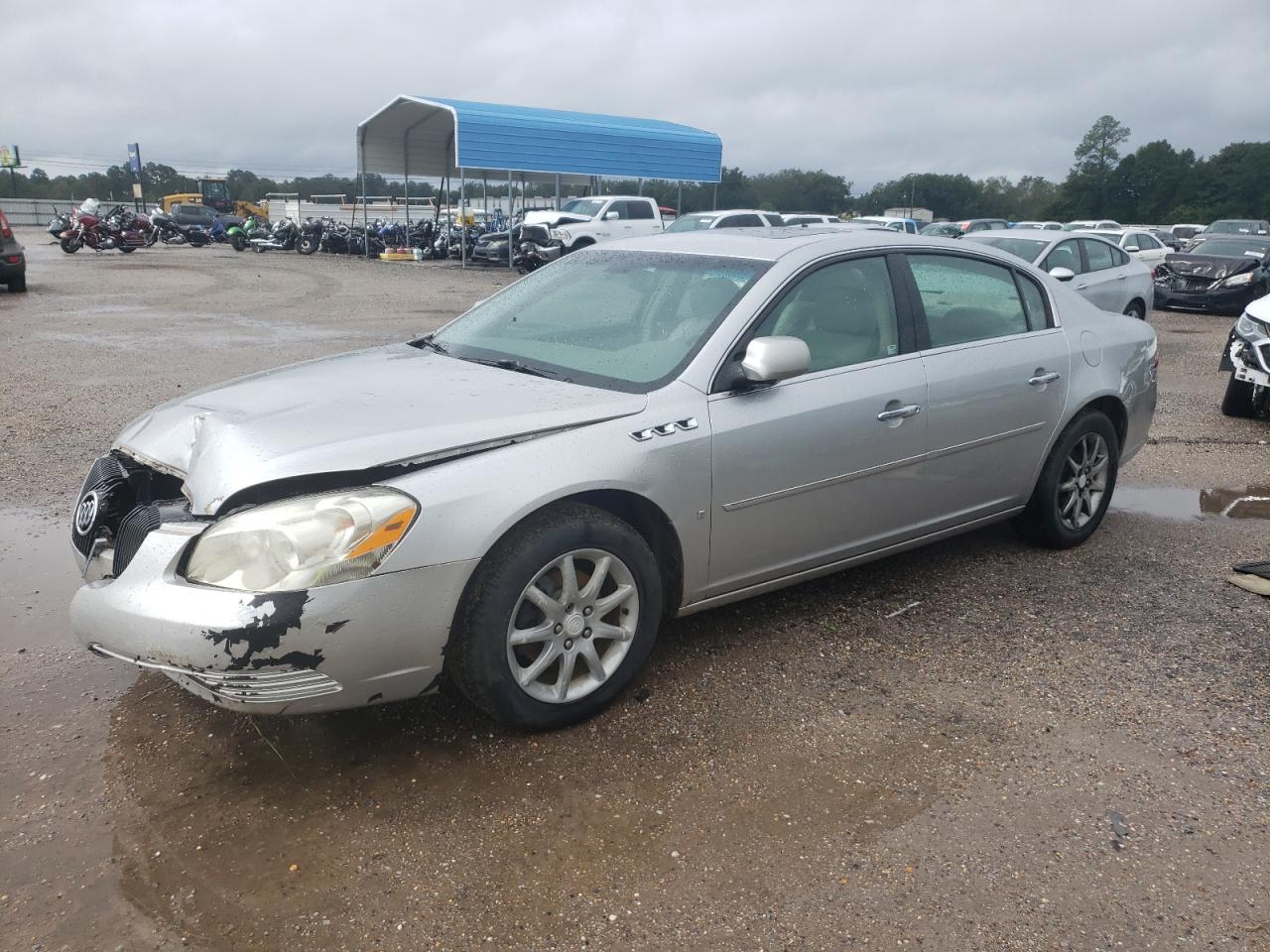 Salvage Buick Lucerne Image