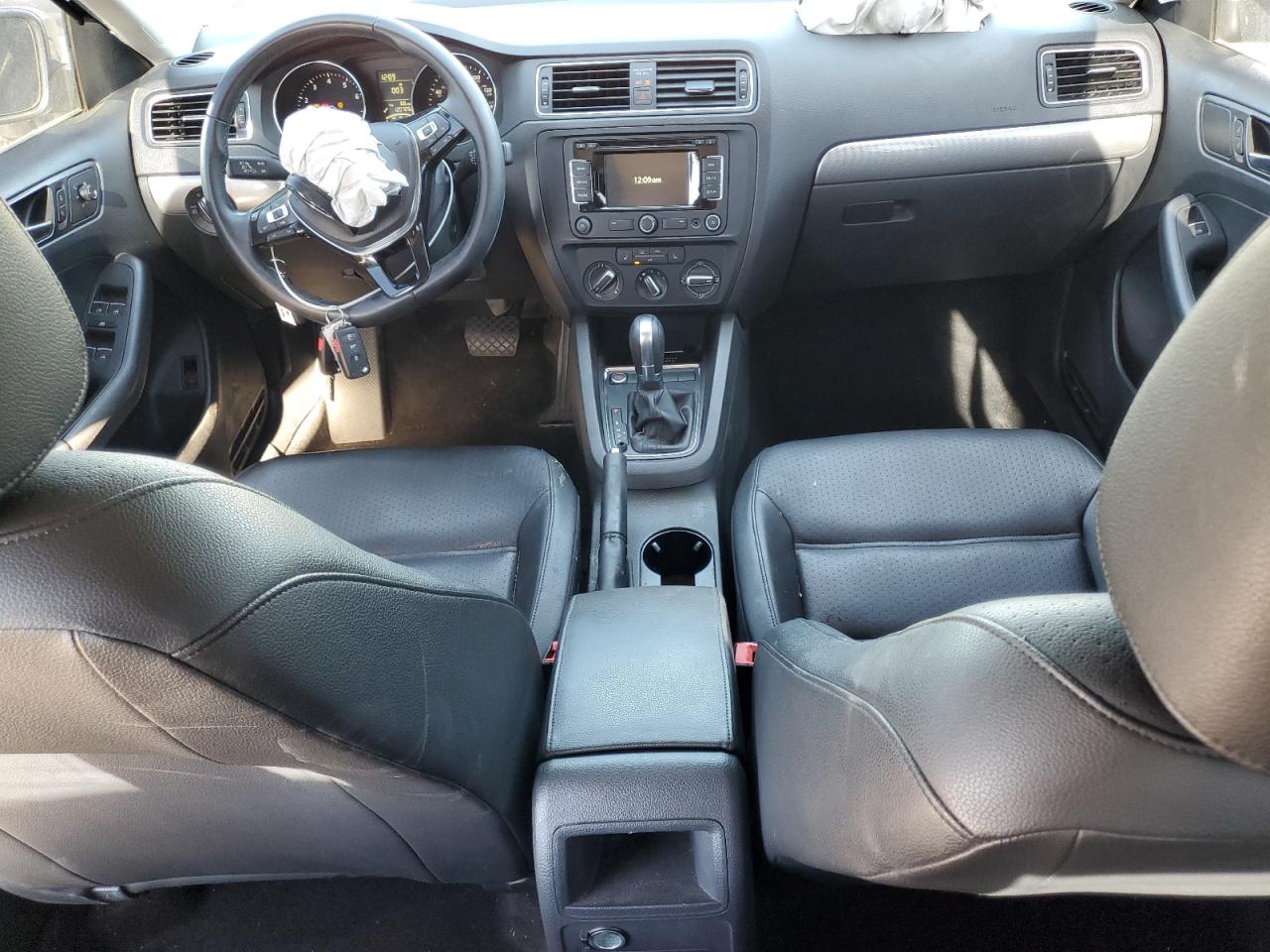 Volkswagen Jetta Se