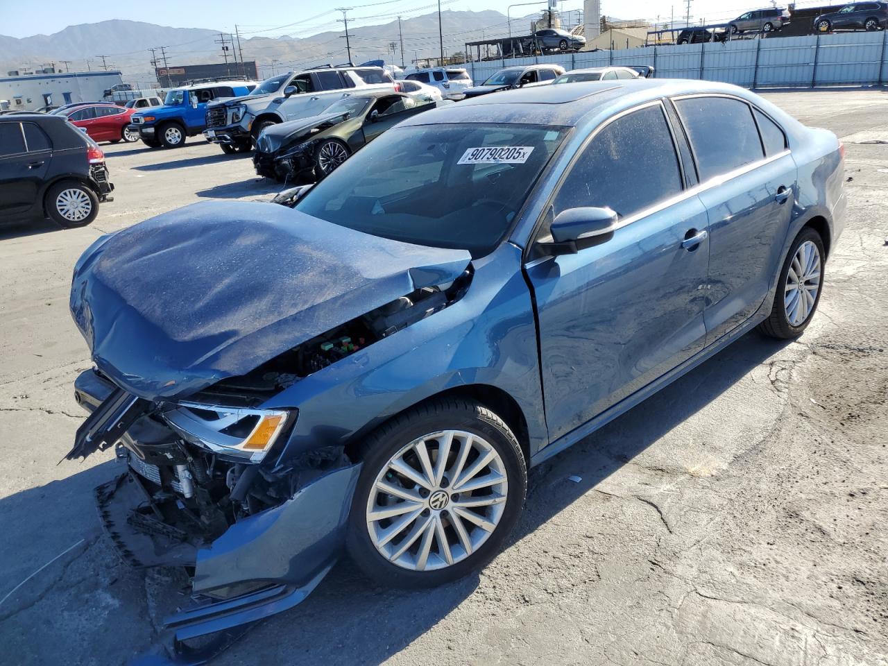Salvage Volkswagen Jetta Image