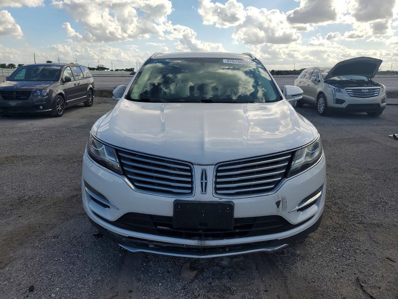 Lincoln MKZ