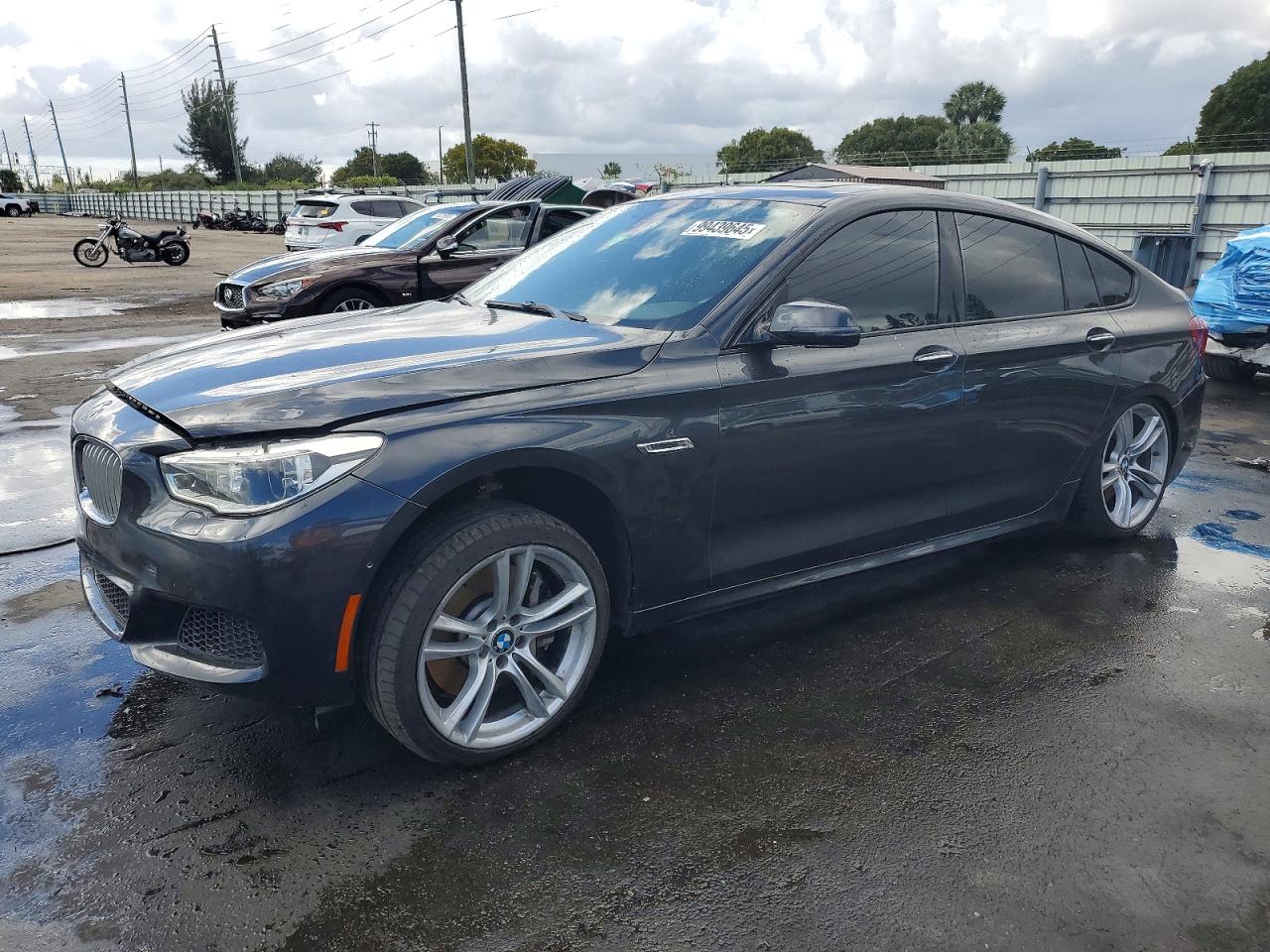 Salvage BMW 5 Series Image