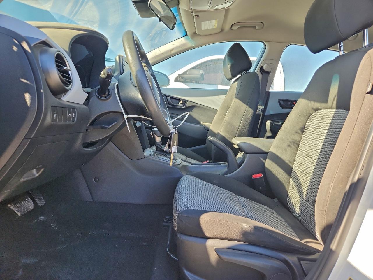 Hyundai KONA Se