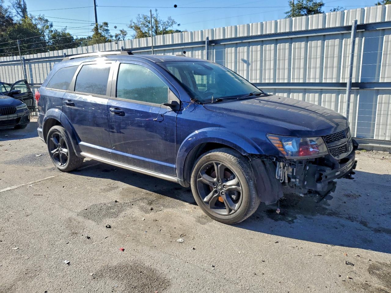 Dodge Journey Crossroad