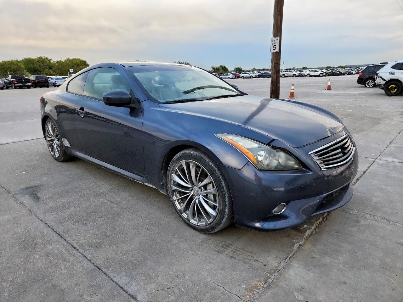 INFINITI G37