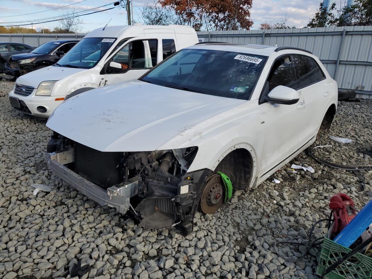Salvage Audi Q8 Image
