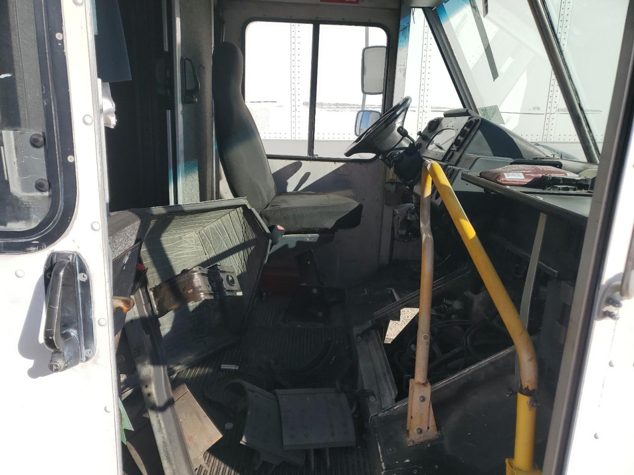 Ford E-350