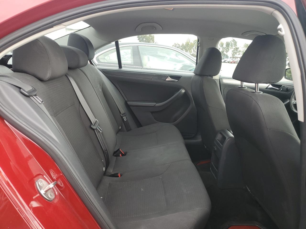 Volkswagen Jetta S