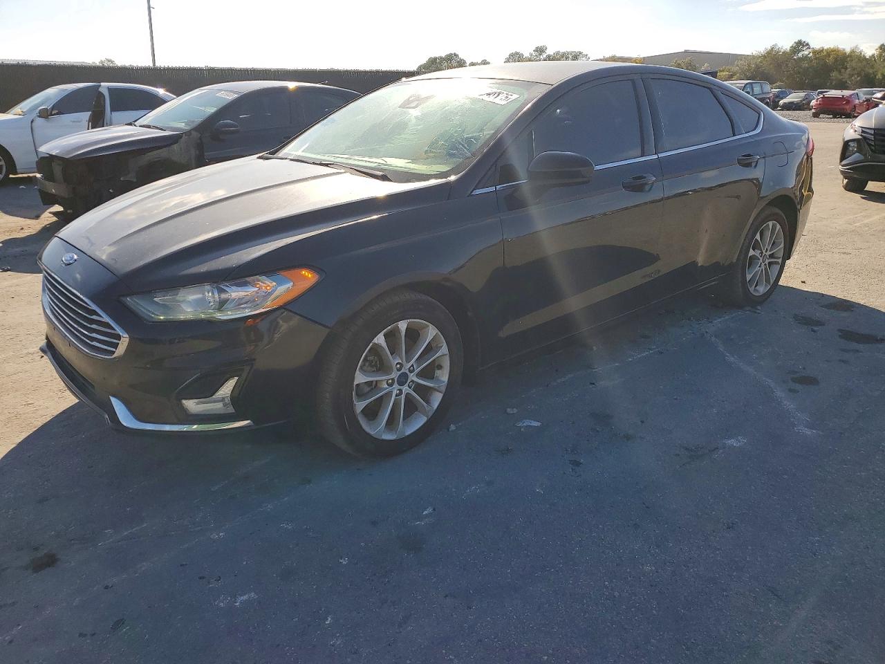 Salvage Ford Fusion Image