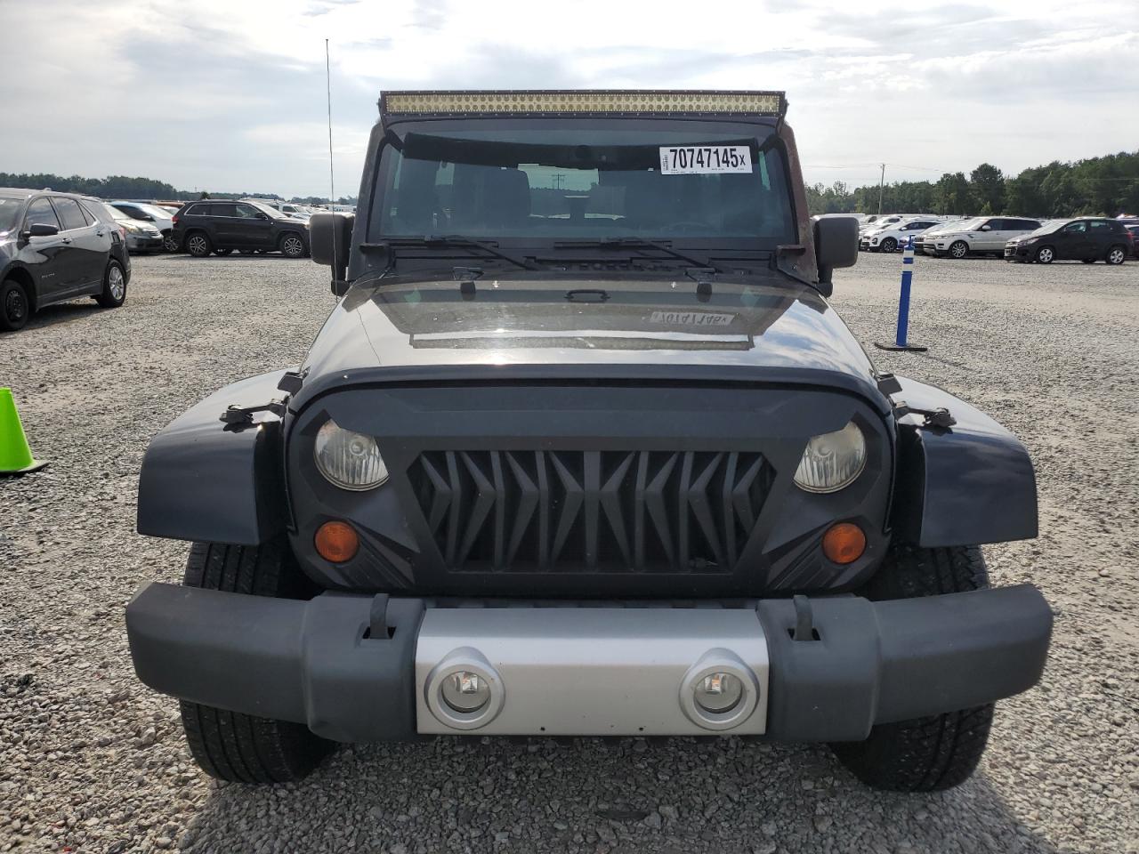 Jeep Wrangler Sahara