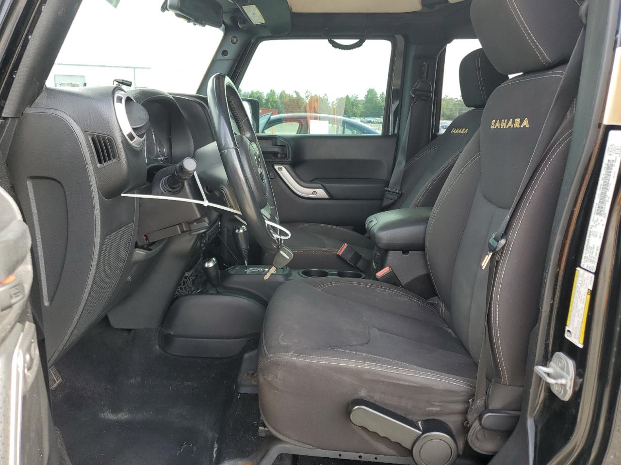 Jeep Wrangler Sahara