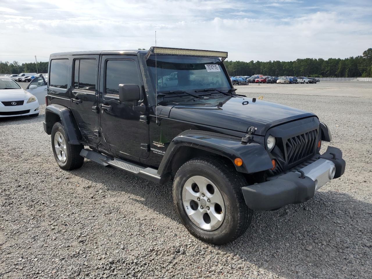 Jeep Wrangler Sahara