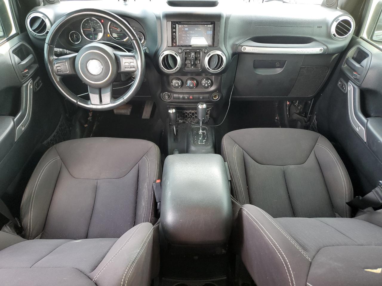 Jeep Wrangler Sahara