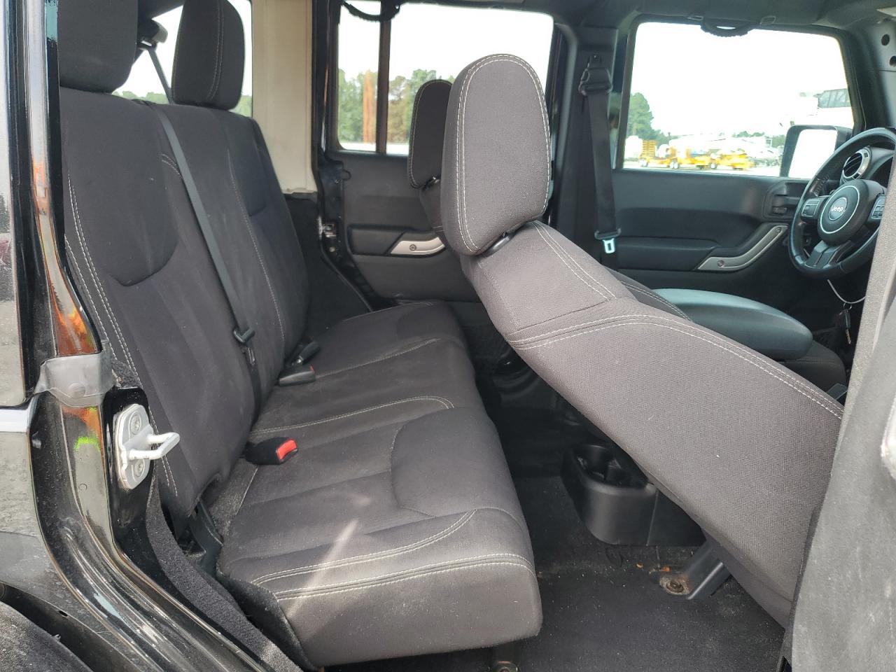 Jeep Wrangler Sahara