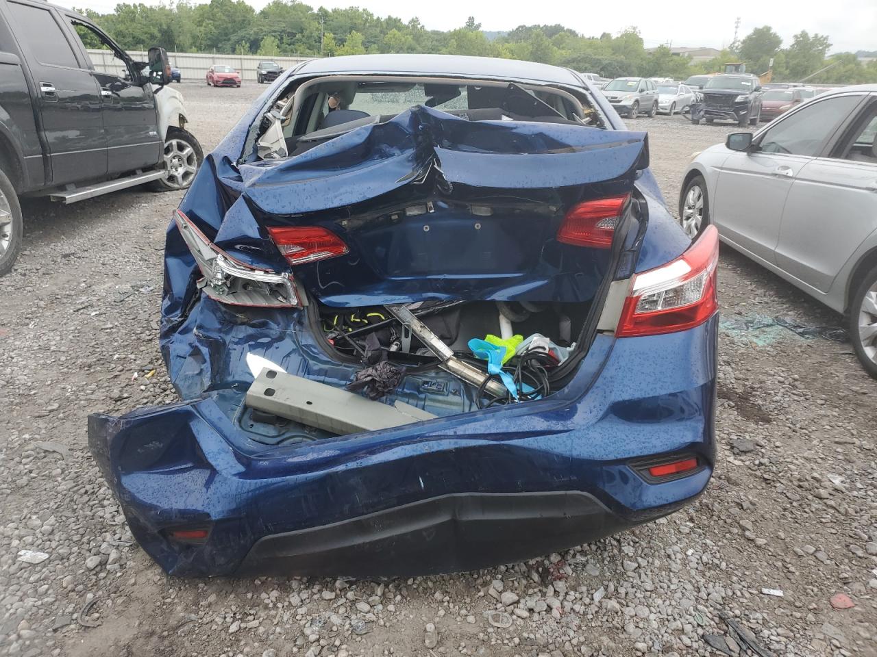 Nissan Sentra S