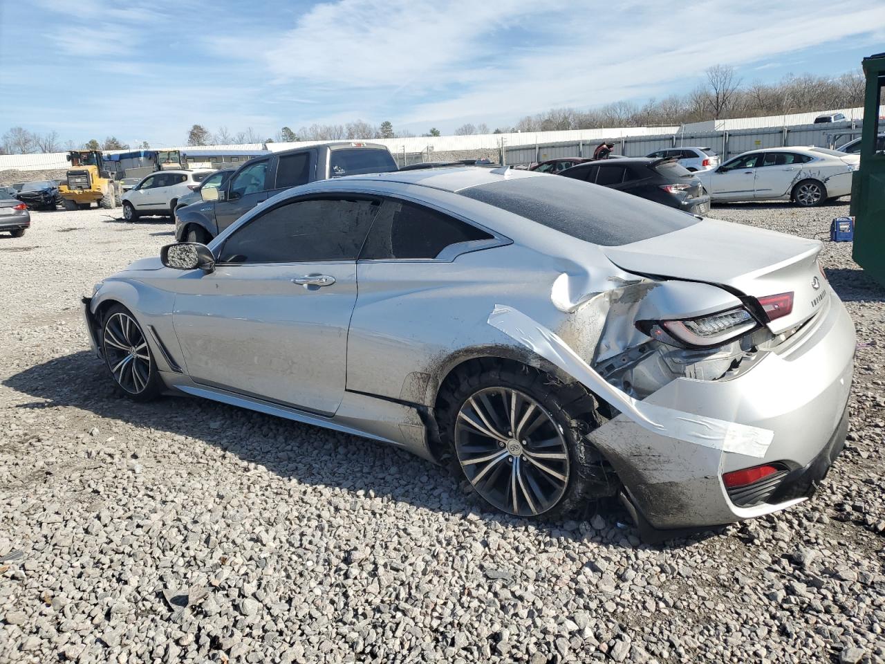 INFINITI Q60 Premium