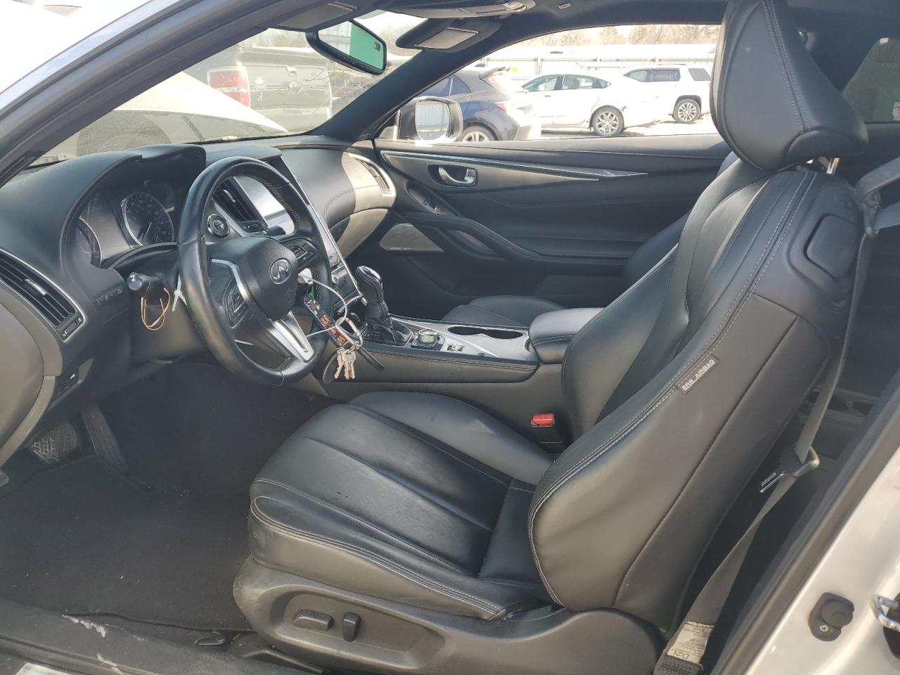 INFINITI Q60 Premium
