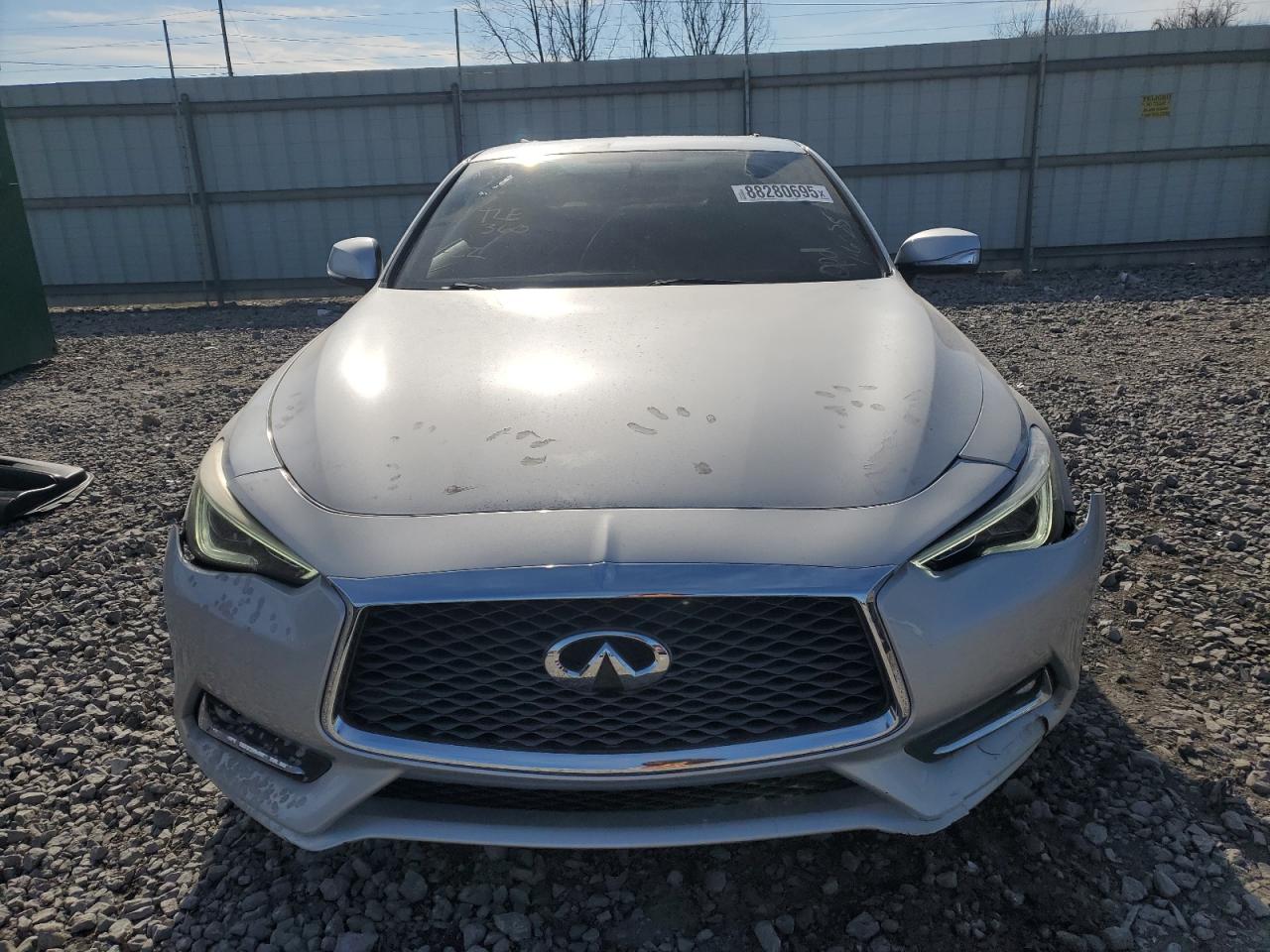 INFINITI Q60 Premium