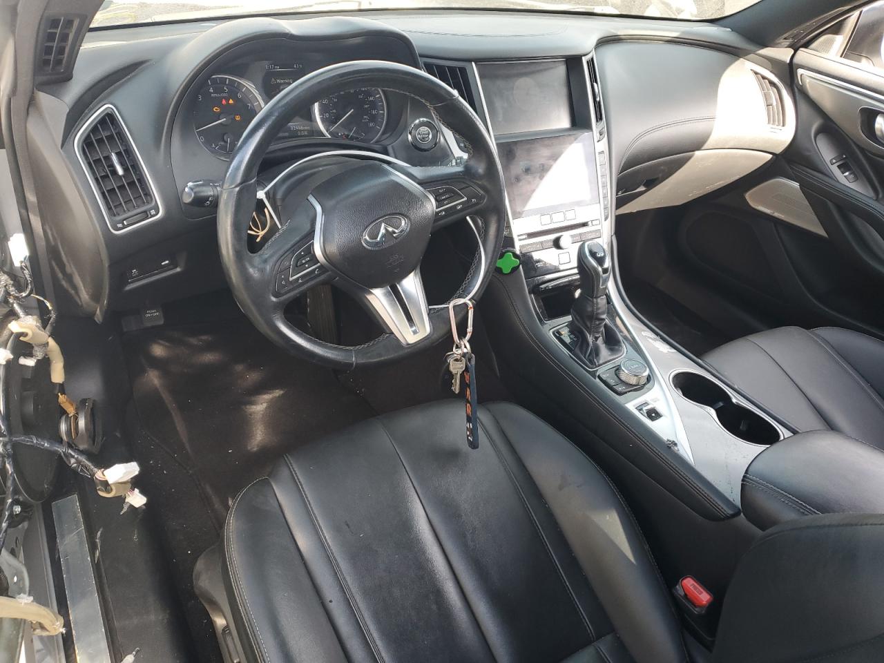 INFINITI Q60 Premium