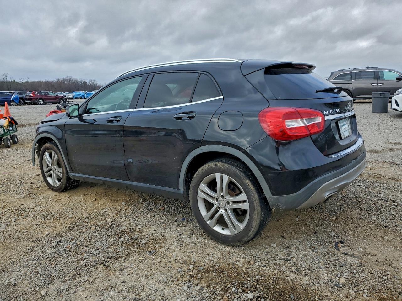 Mercedes-Benz GLA 250